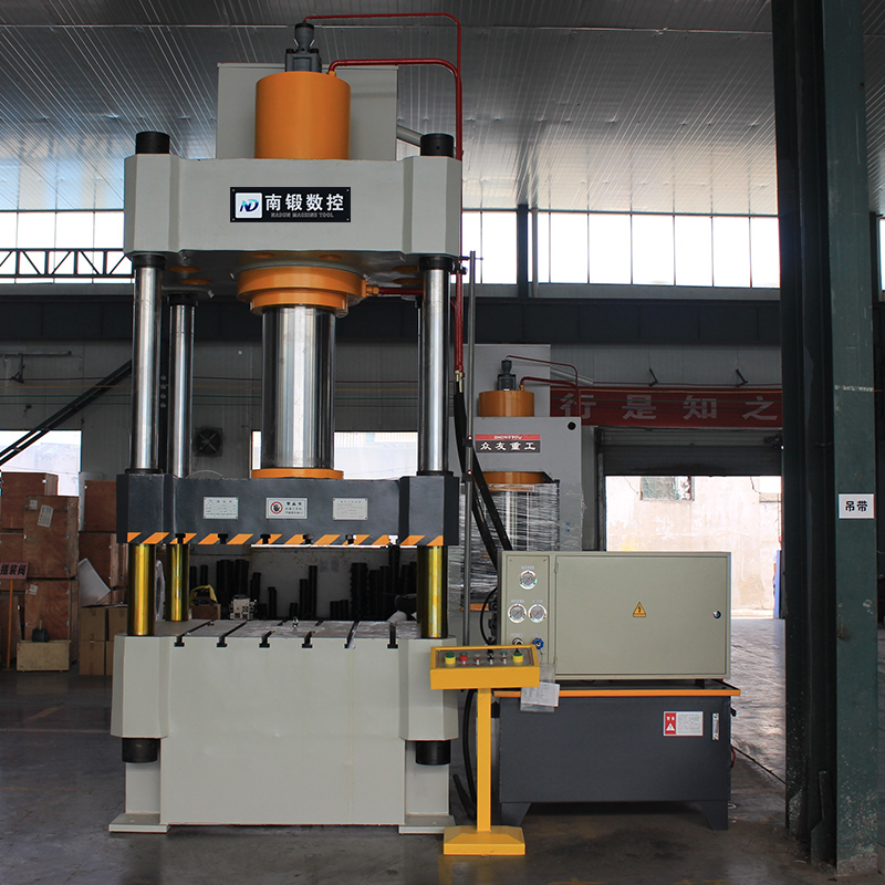 使用油壓機在工作中有可能出現(xiàn)的問題