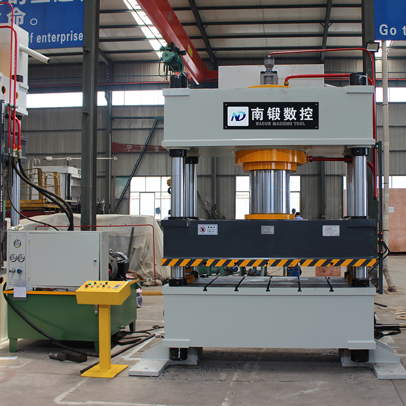 四柱油壓機與框式油壓機有哪些區別？