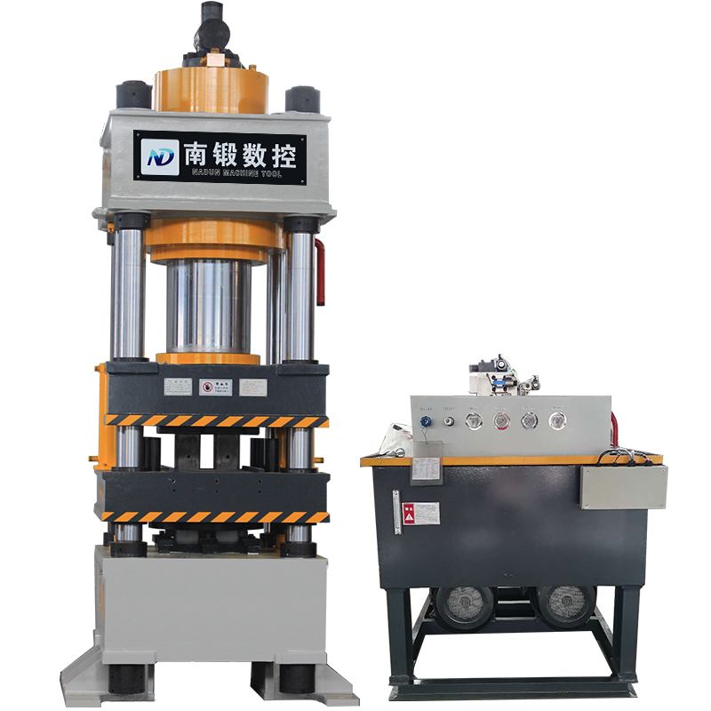 630T牛羊舔磚成型油壓機(jī)，鹽磚成型油壓機(jī)一出二