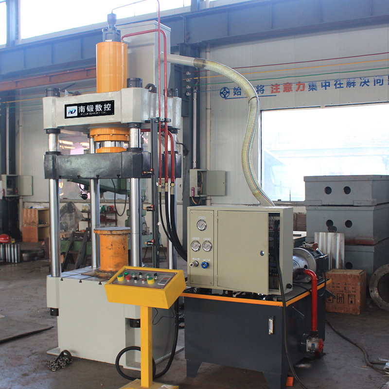 200T三梁四柱油壓機，200噸金屬拉伸成型油壓機