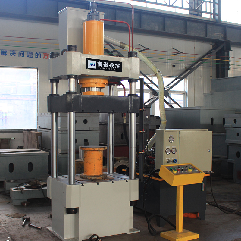 200T三梁四柱油壓機，200噸金屬拉伸成型油壓機
