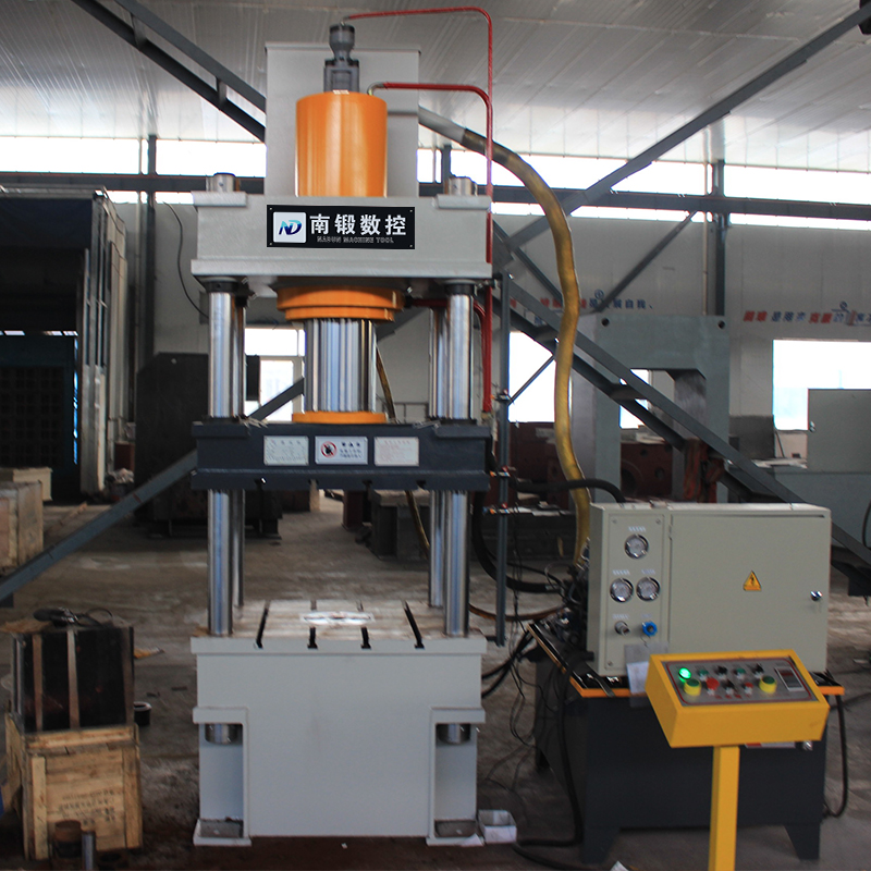 200T三梁四柱油壓機，200噸拉伸成型油壓機
